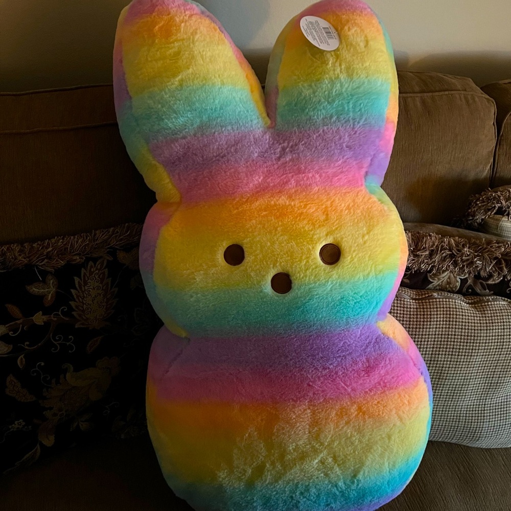 PLUSH JUMBO PEEP RAINBOW 38’